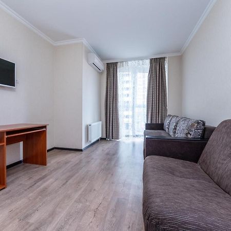 Flatrent Drahomanova 2A Apartment Kyiv Exterior photo