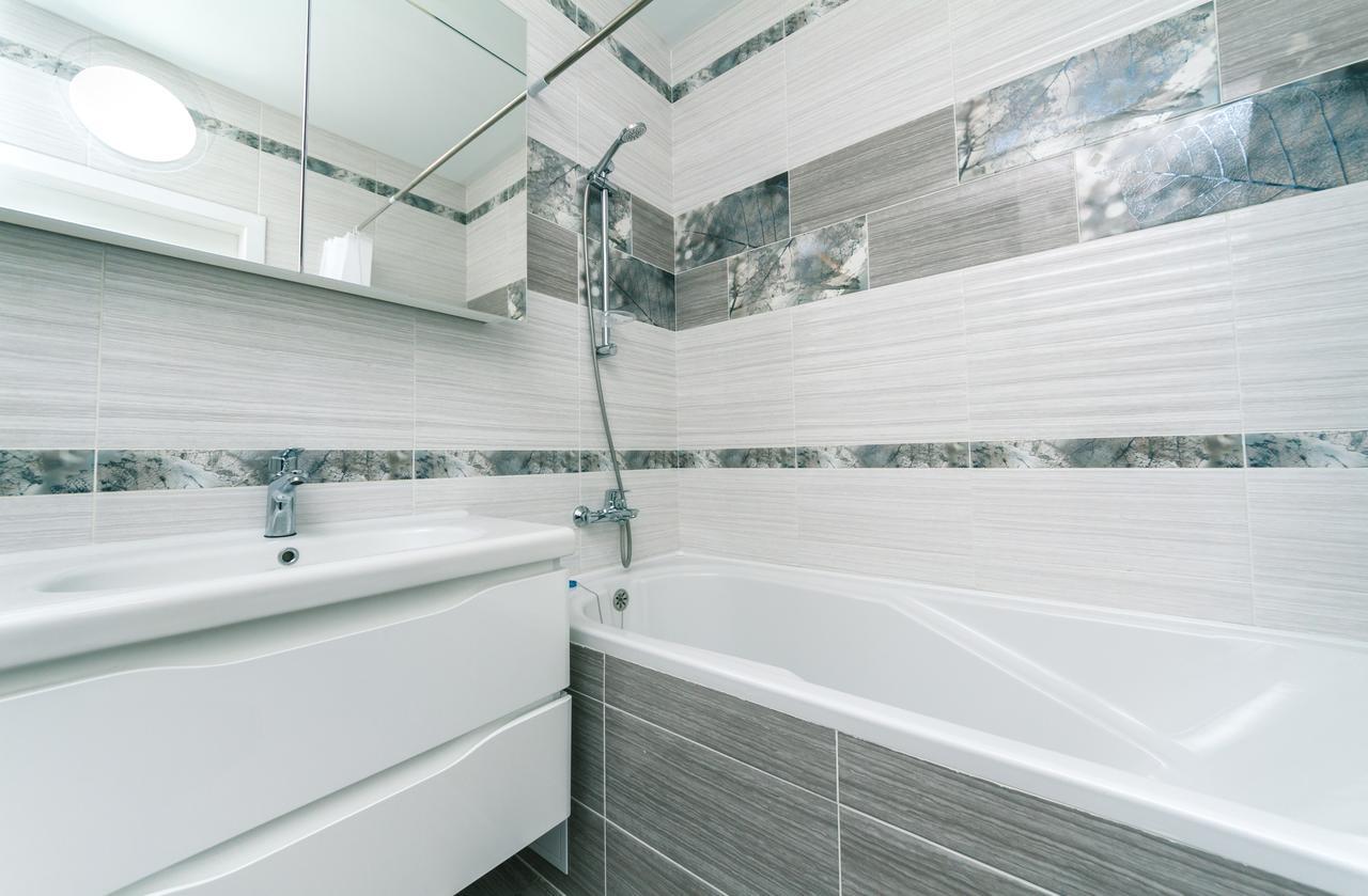 Flatrent Drahomanova 2A Apartment Kyiv Exterior photo