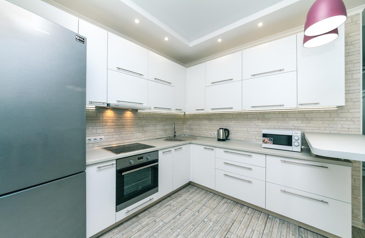 Flatrent Drahomanova 2A Apartment Kyiv Exterior photo